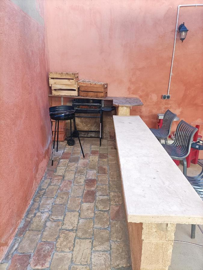 T2 Duplex "Chez Evelyne" Apartment Remoulins Exterior photo