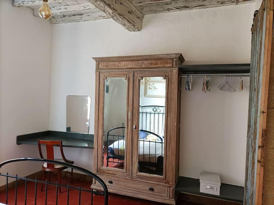 T2 Duplex "Chez Evelyne" Apartment Remoulins Exterior photo