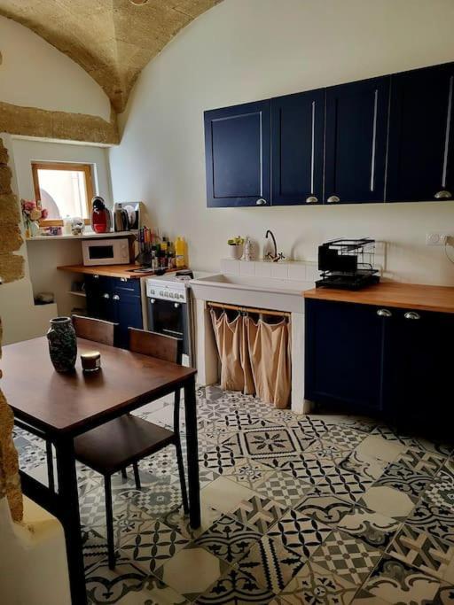 T2 Duplex "Chez Evelyne" Apartment Remoulins Exterior photo