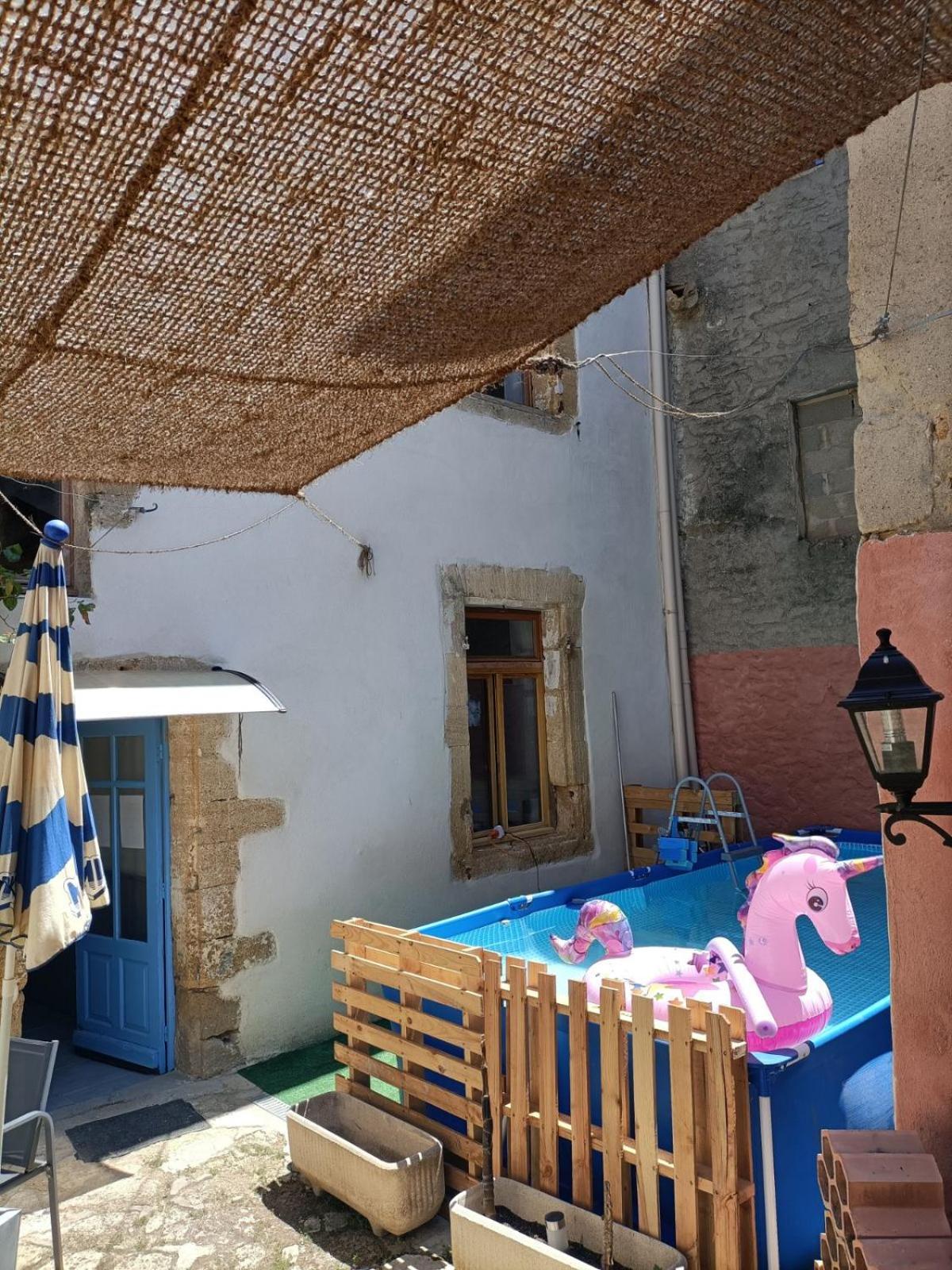 T2 Duplex "Chez Evelyne" Apartment Remoulins Exterior photo